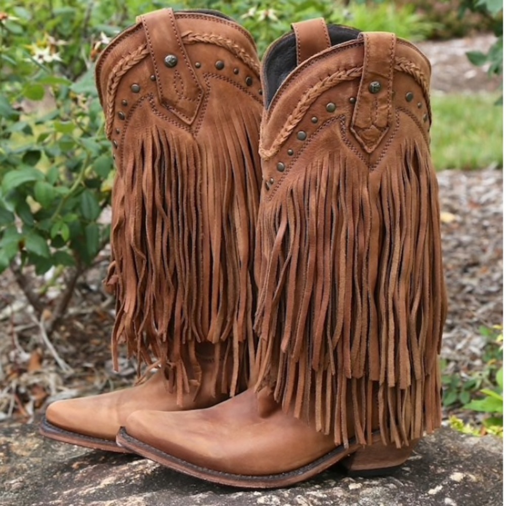 Vegas fringe boot, great condition worn twice